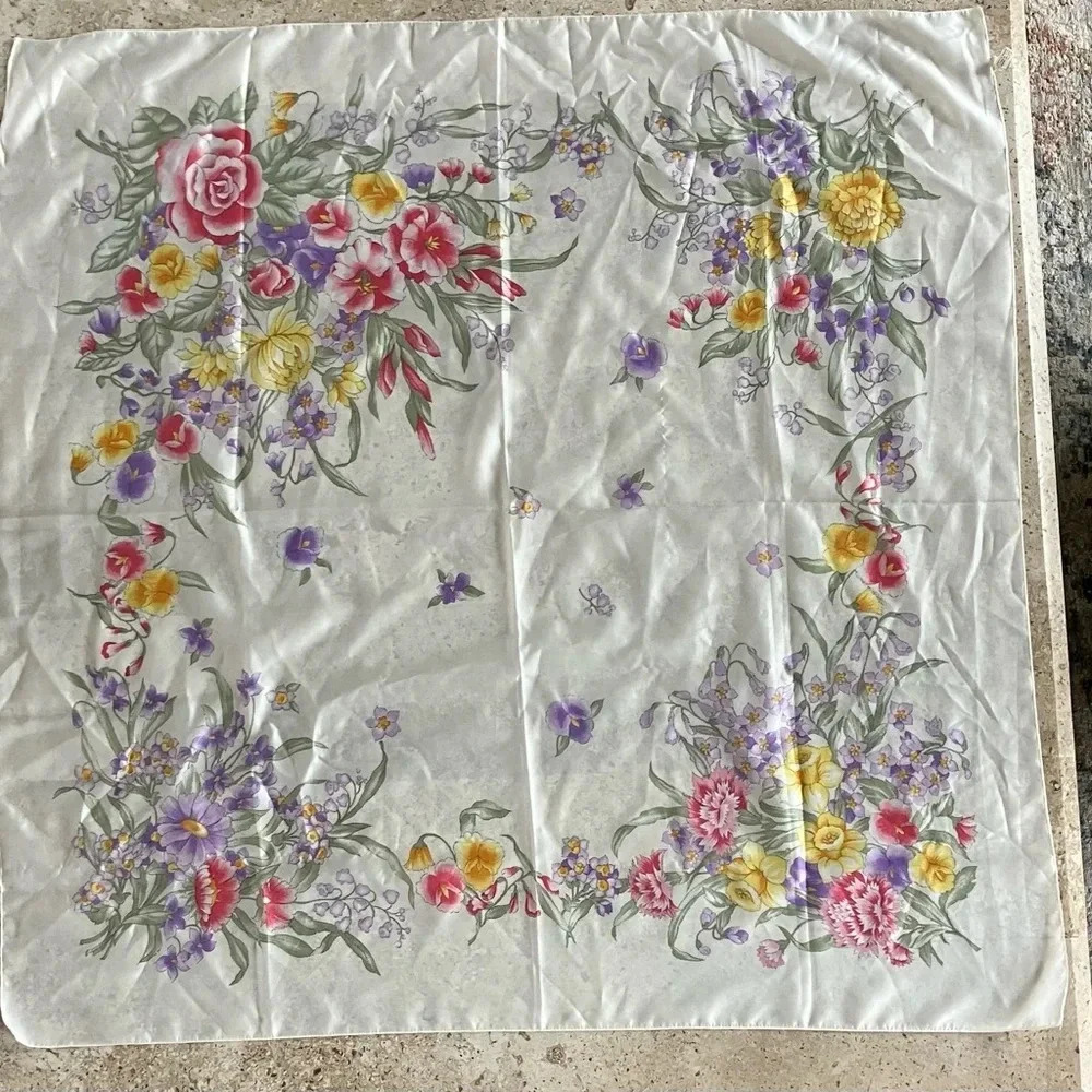 Vintage Avon Polyester Pastel Floral Square Scarf    35” X 35” - Picture 2 of 9